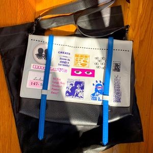 Min & Mon Victor Reversible Messenger Bag